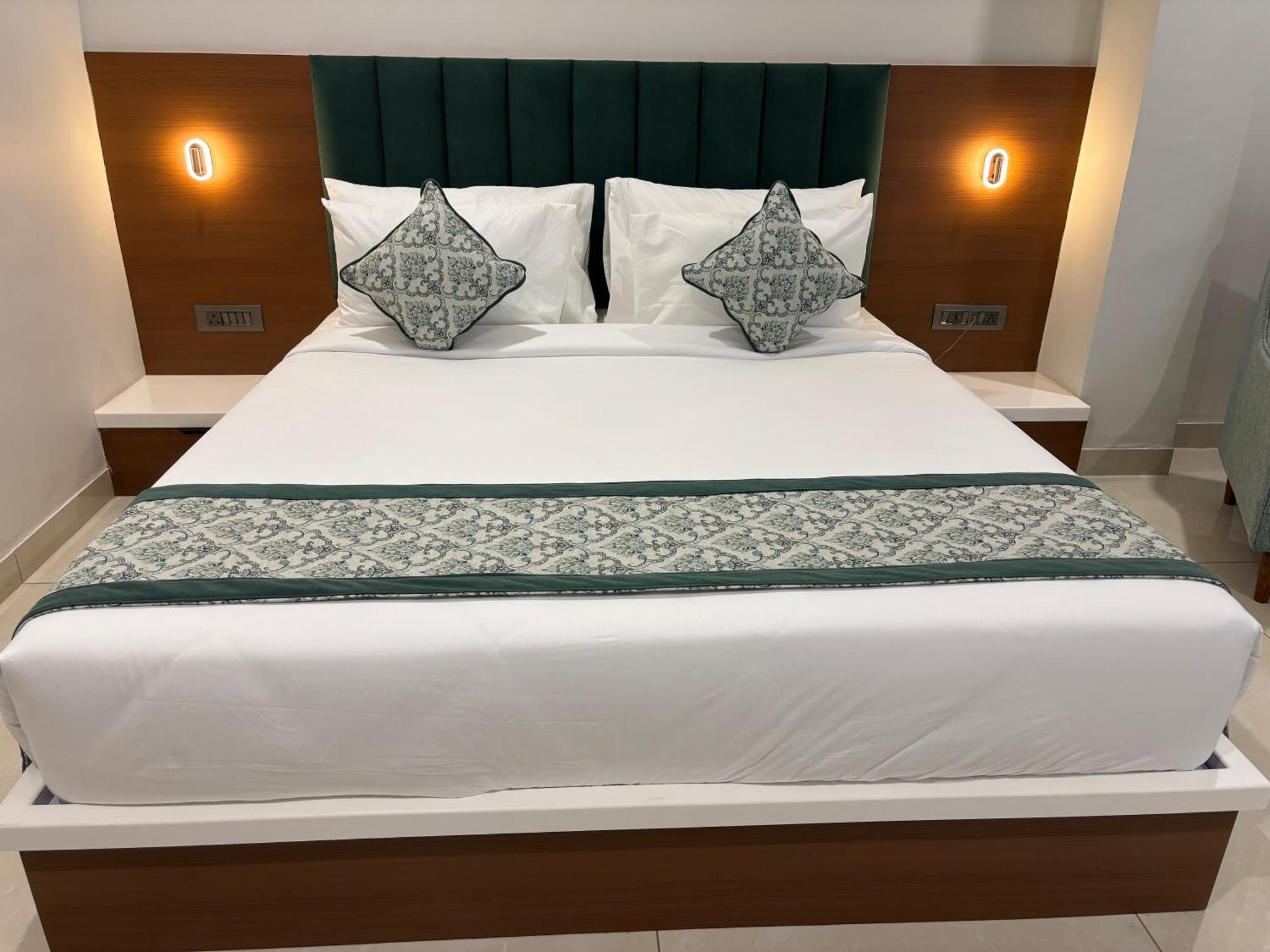 Hotel The Crown Inn Jhunjhunu 외부 사진