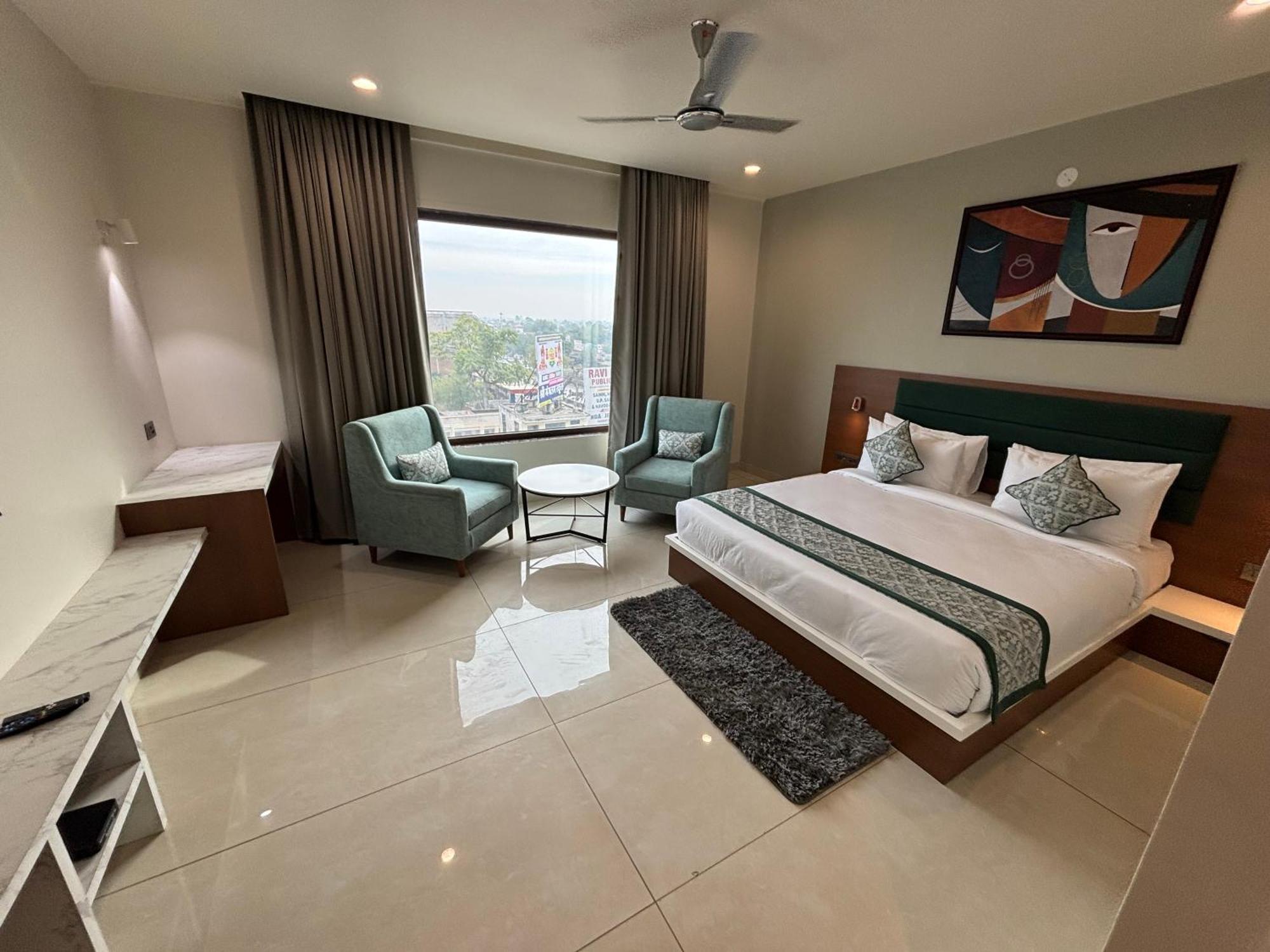 Hotel The Crown Inn Jhunjhunu 외부 사진