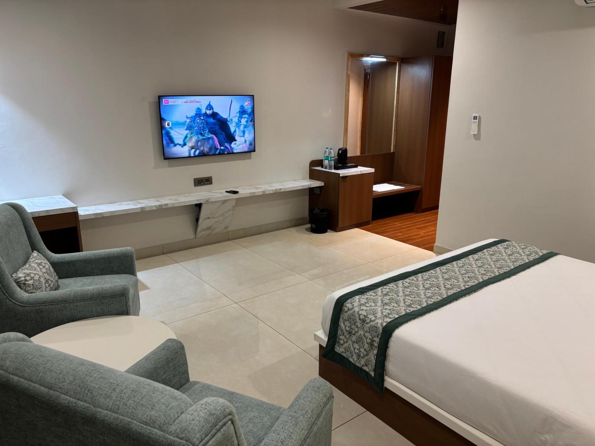 Hotel The Crown Inn Jhunjhunu 외부 사진